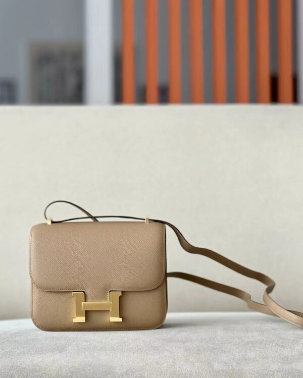 016dd45715da371-1 Hermes Constance Epsom OM milk tea color Gold Hardware 18cm Full Handmade