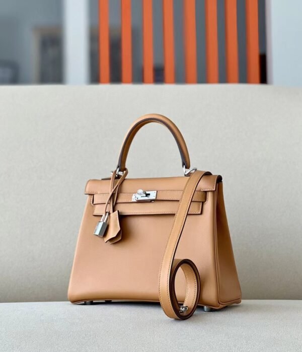 Hermès Kelly Swift OM Light Golden Brown Silver Hardware 25cm Full Handmade