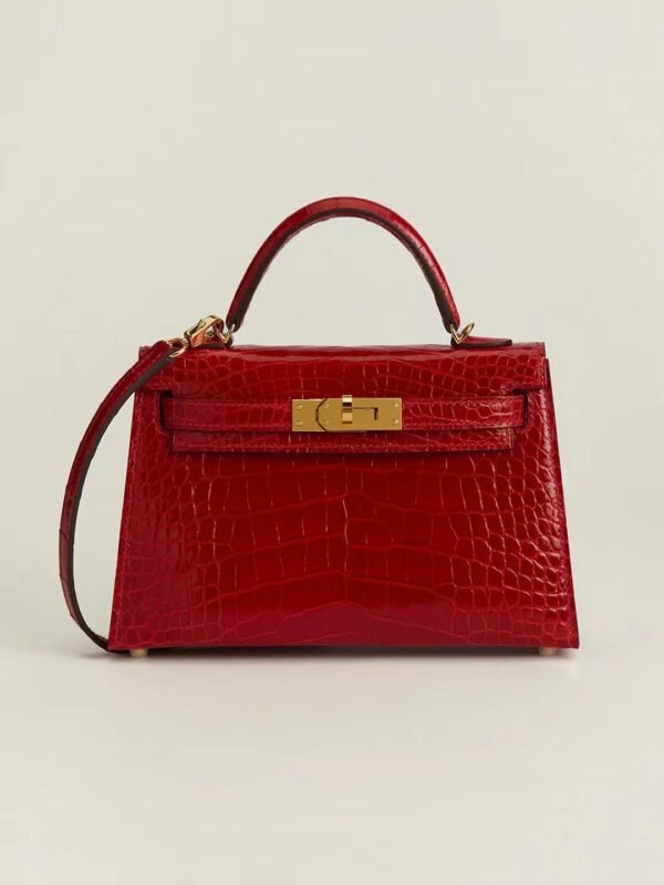 04446bb97b7cd67 GPC Mode mini kelly Shiny Alligator crocodile Ferrari red Gold Hardware 19cm Full Handmade