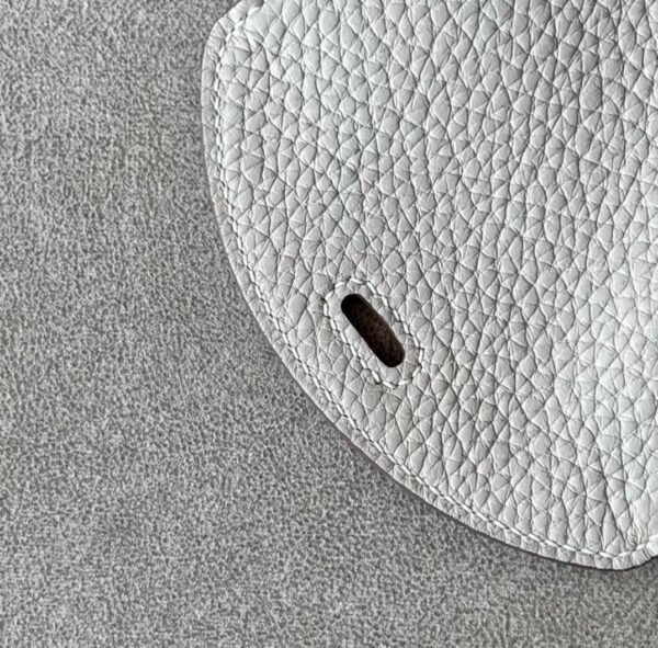 Hermes mini Lindy clemence CC10 Creamy White Gold Hardware 19cm Full Handmade