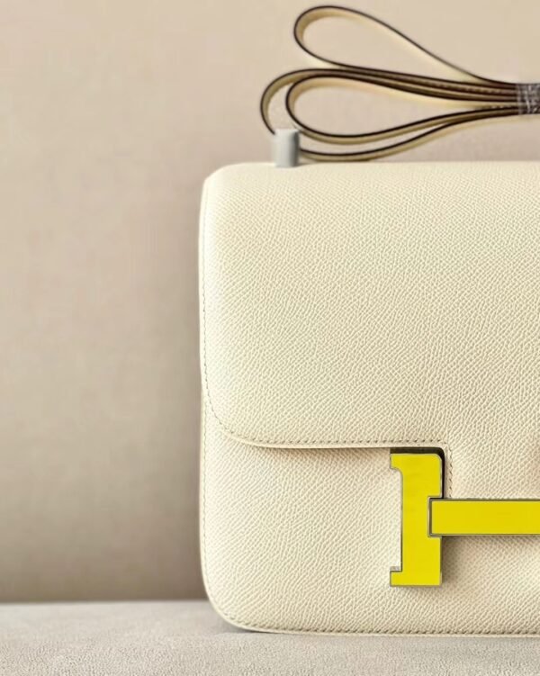 0bde6759749513b Hermes Constance Epsom Creamy White Light Yellow Buckle Silver Hardware 23cm Full Handmade