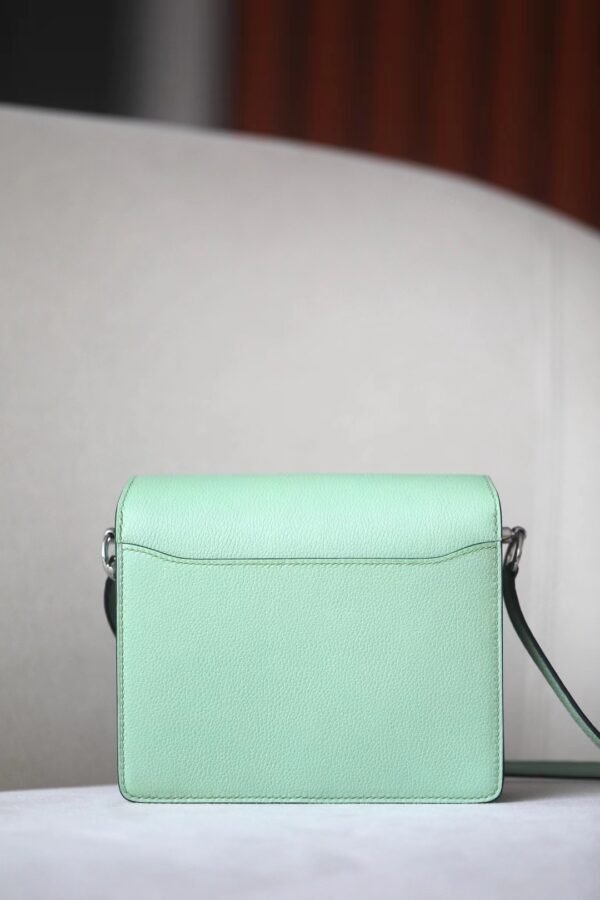 0c71c1a354dc90a Hermès Roulis evercolor 31 Avocado green Silver Hardware 19cm Full Handmade
