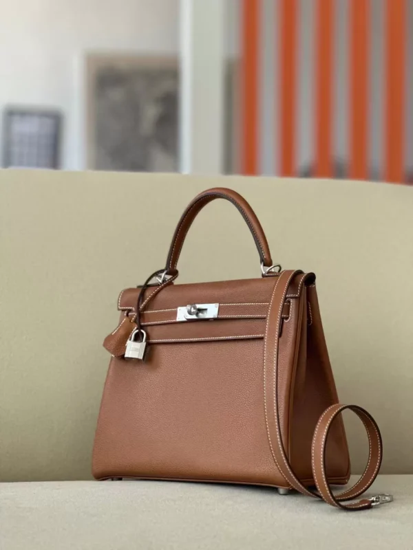 Hermès Kelly Barenia CK37 Golden Brown Silver Hardware 28cm Full Handmade