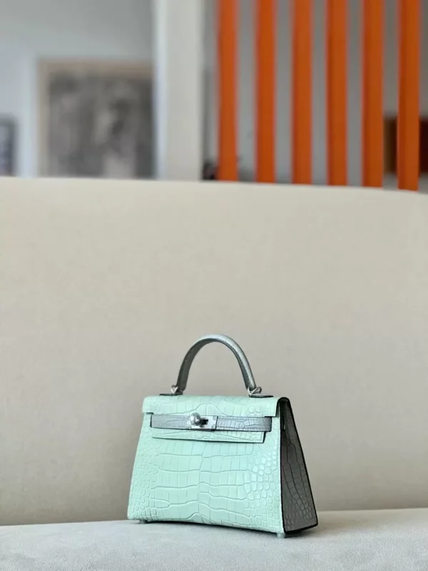Hermès Mini Kelly Matte Alligator crocodile 6U Mint green & 80 Pearl grey Silver Hardware 19cm Full Handmade
