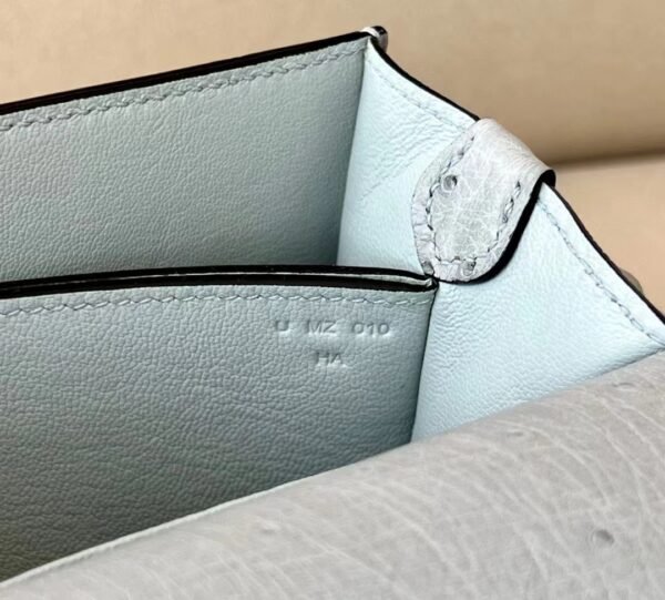 Hermes Roulis Ostrich 8U Ice Blue Silver Hardware 19cm Full Handmade