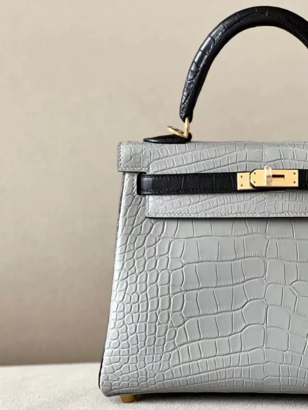 Hermès Kelly Matte Alligator crocodile 80 Pearl grey & CK89 Black Gold Hardware 25cm Full Handmade