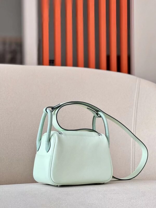 21f09f89acdff8d Hermes Mini Lindy crocodile & swift 0S Light Green & 6U Mint green Silver Hardware 19cm Full Handmade