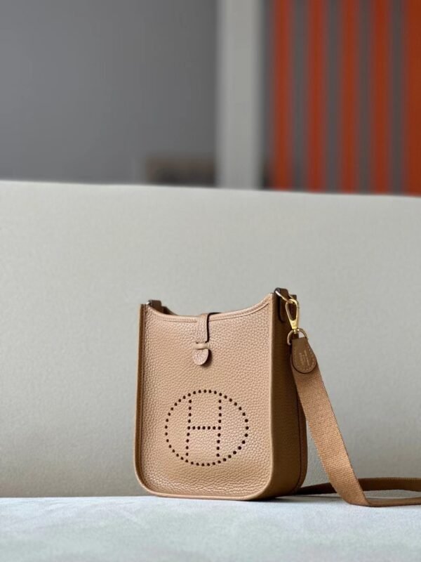 Hermès mini Evelyne TC OM Tea Khaki Gold Hardware 17cm Full Handmade