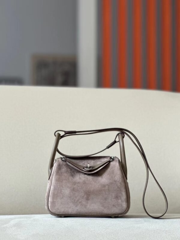 Hermès Mini Lindy chamois & swift CK18 Etoupe Grey Silver Hardware 19cm Full Handmade
