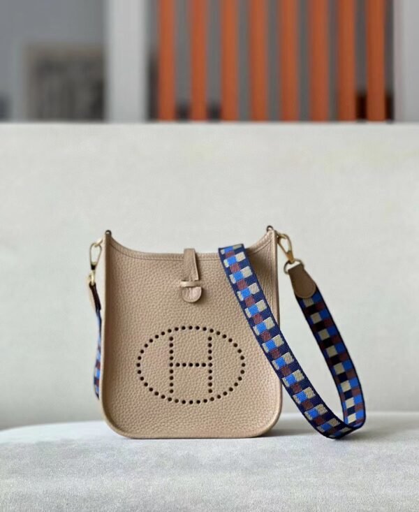 Hermes Evelyne TC Leather OM khaki Gold Hardware 17cm Full Handmade