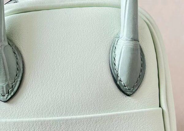 28c7177078434f0 Hermes Mini Lindy crocodile & swift 0S Light Green & 6U Mint green Silver Hardware 19cm Full Handmade
