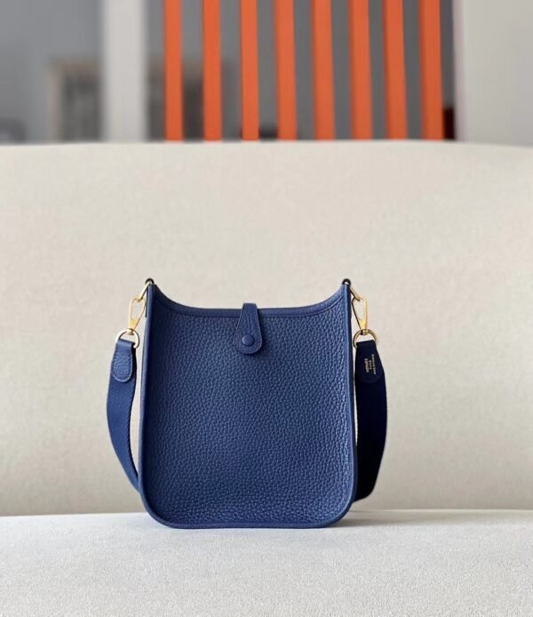Hermès Evelyne TC 73 Gem Blue Gold Hardware 17cm Full Handmade