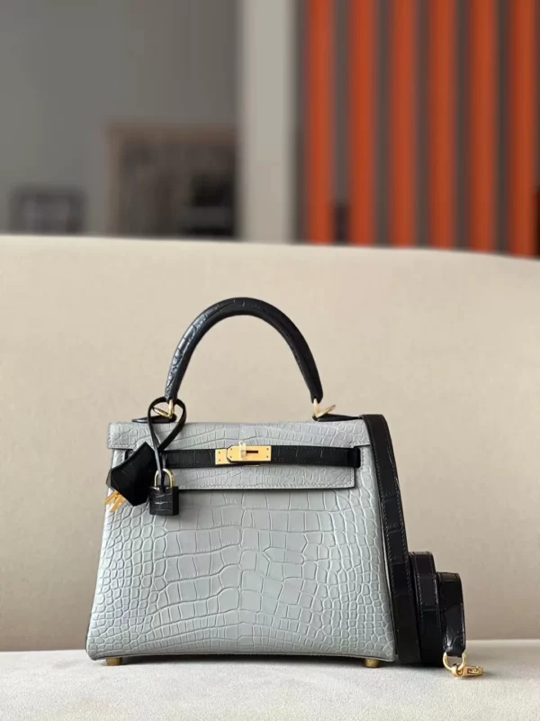Hermès Kelly Matte Alligator crocodile 80 Pearl grey & CK89 Black Gold Hardware 25cm Full Handmade