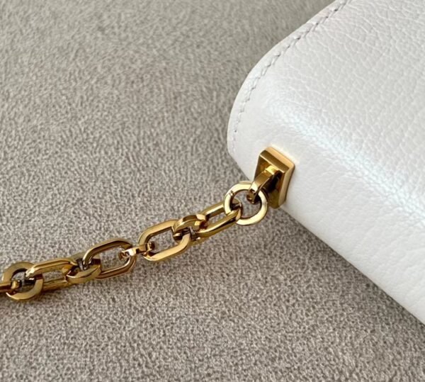 Hermes Verrou chain Chevre Creamy White Gold Hardware 17cm Full Handmade