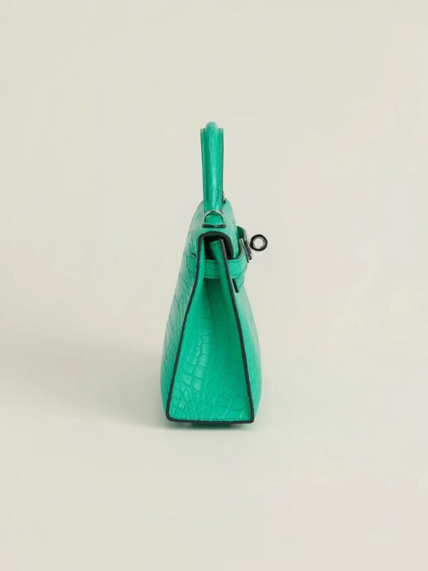 3b4ffbbf40e0b30 GPC Mode mini kelly Matte alligator crocodile Comic green Silver Hardware 19cm Full Handmade