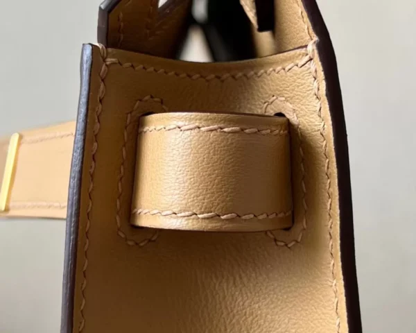 Hermès Mini Jypsiere Swift 4B Biscuit Khaki Gold Hardware 23cm Full Handmade