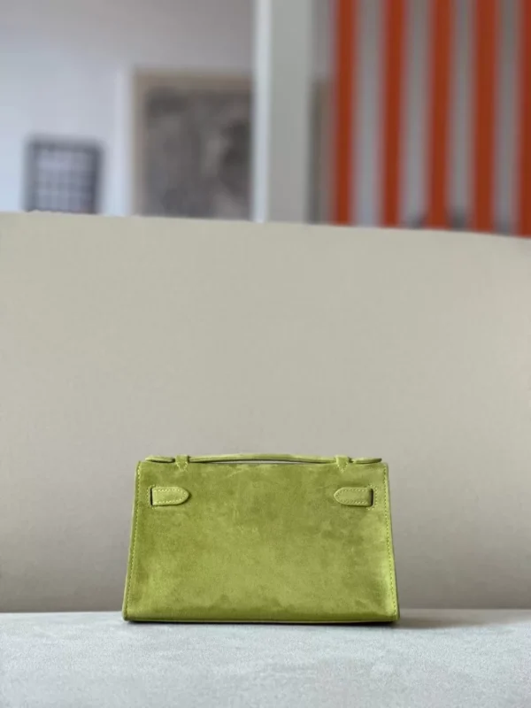 Hermès Kelly pochette chamois herbaceous Green Silver Hardware 22cm Full Handmade