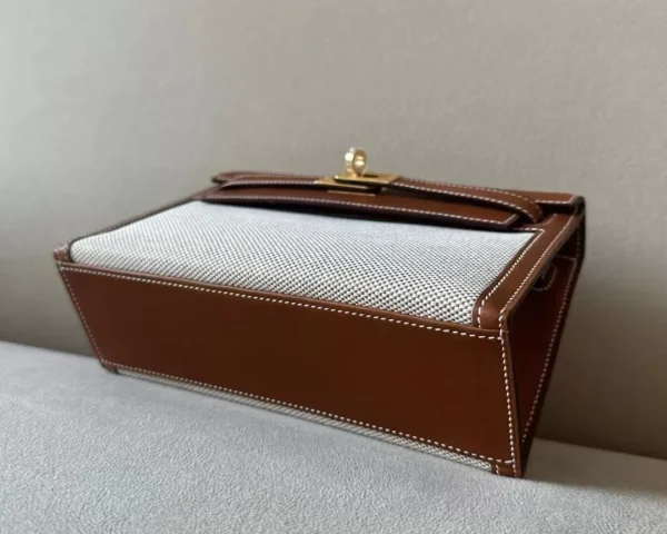 Hermès Kelly pochette Barenia & Canvas CK37 Golden Brown Gold Hardware 22cm Full Handmade