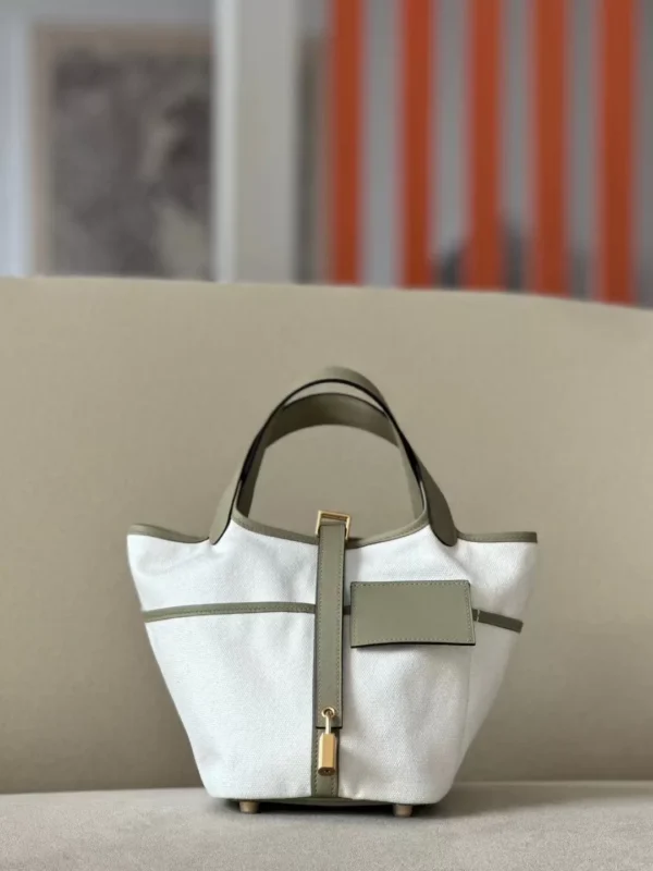 Hermès Picotin Canvas & Swift 8Q Rice White & Olive green Gold Hardware 18cm Full Handmade