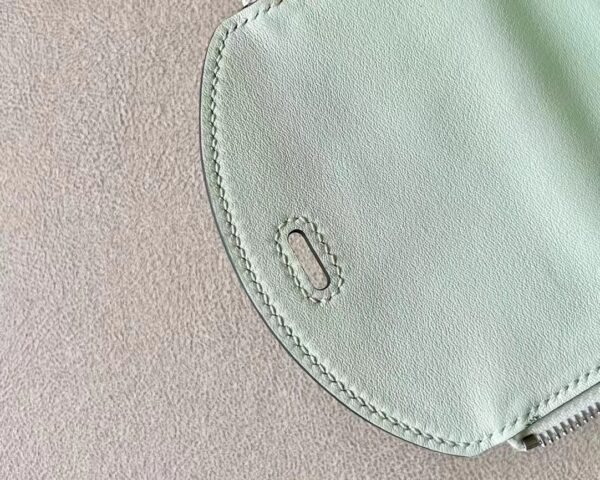52208a79943ec35 Hermes Mini Lindy crocodile & swift 0S Light Green & 6U Mint green Silver Hardware 19cm Full Handmade