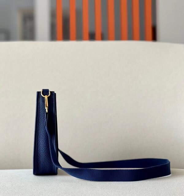 Hermès Evelyne TC 73 Gem Blue Gold Hardware 17cm Full Handmade