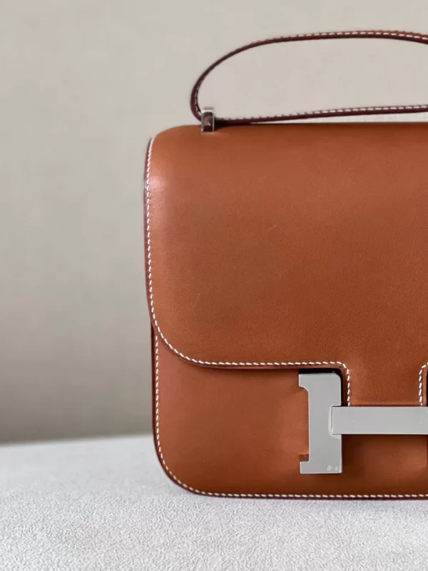 Hermès Constance Barenia CK37 Golden Brown Silver Hardware 18cm Full Handmade