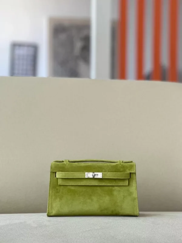 Hermès Kelly pochette chamois herbaceous Green Silver Hardware 22cm Full Handmade
