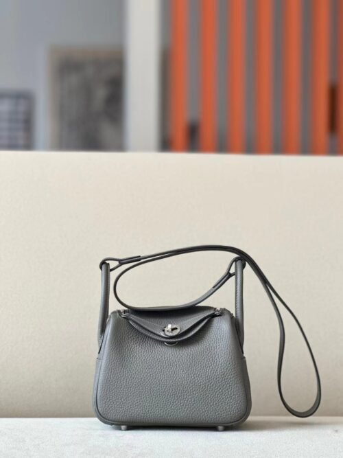 Hermès mini Lindy TC clemence OL Deep Grey Silver Hardware 19cm Full Handmade