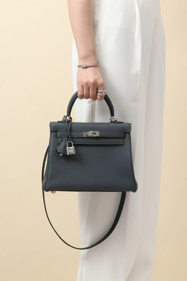 65b5f1db1cc8c07 GPC Mode Kelly Togo H0 Deep Grey Silver Hardware 25cm Full Handmade