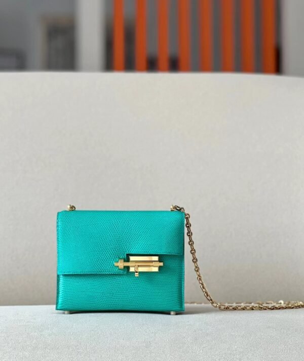 Hermes Verrou chain Lizard 6W Mint green Gold Hardware 17cm Full Handmade