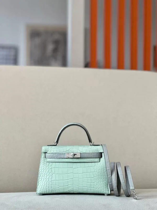 Hermès Mini Kelly Matte Alligator crocodile 6U Mint green & 80 Pearl grey Silver Hardware 19cm Full Handmade