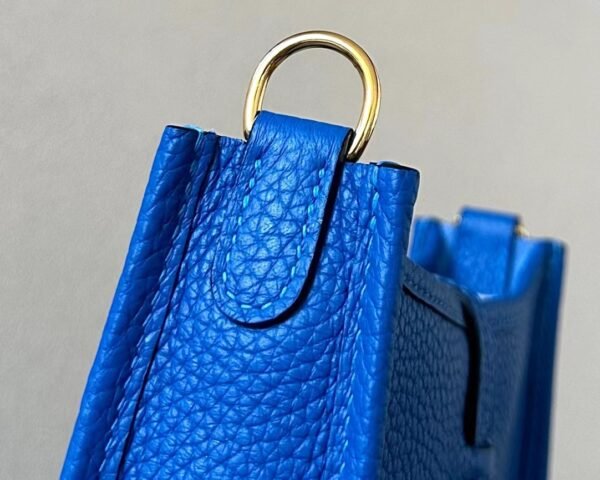 Hermès mini Evelyne TC 71 Bright Blue Gold Hardware 17cm Full Handmade