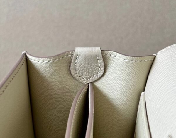 Hermès Roulis evercolor CC10 Creamy White Gold Hardware 19cm Full Handmade