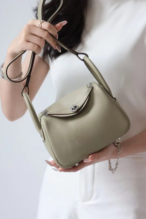 778d87bddffccc6 GPC Mode Mini Lindy swift 8Q Beige apricot Silver Hardware 19cm Full Handmade