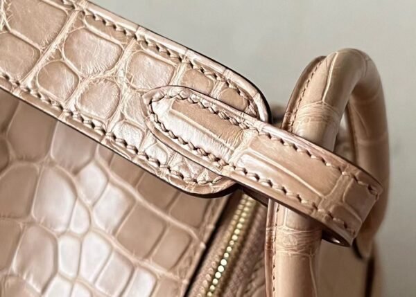 Hermes Mini Lindy Matte Alligator crocodile OM Khaki Gold Hardware 19cm Full Handmade