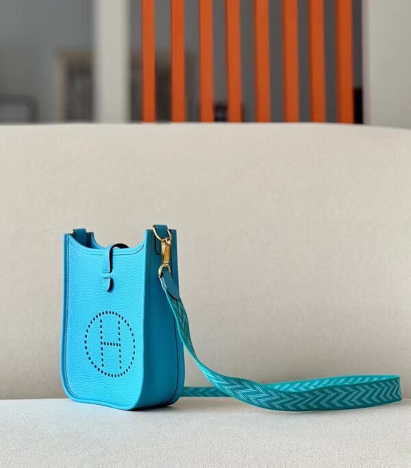 Hermes Mini Evelyne TC P3 Sky Blue Gold Hardware 17cm Full Handmade