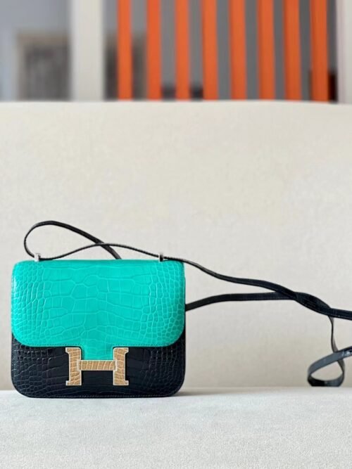 80d970c30f9fdc2 Hermes Constance Shiny Alligator 06 turquoise & 60 Cypress green & 1I Kahaki crocodile buckle Silver Hardware 18cm Full Handmade