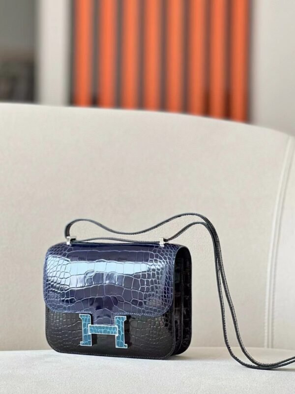 81c1106bbf2e368 Hermes Constance Shiny Alligator 8X Deep Blue & CK89 Black & VO Green crocodile buckle Silver Hardware 18cm Full Handmade