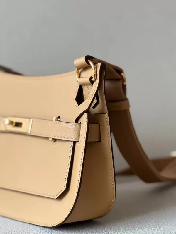 Hermès Mini Jypsiere Swift 4B Biscuit Khaki Gold Hardware 23cm Full Handmade