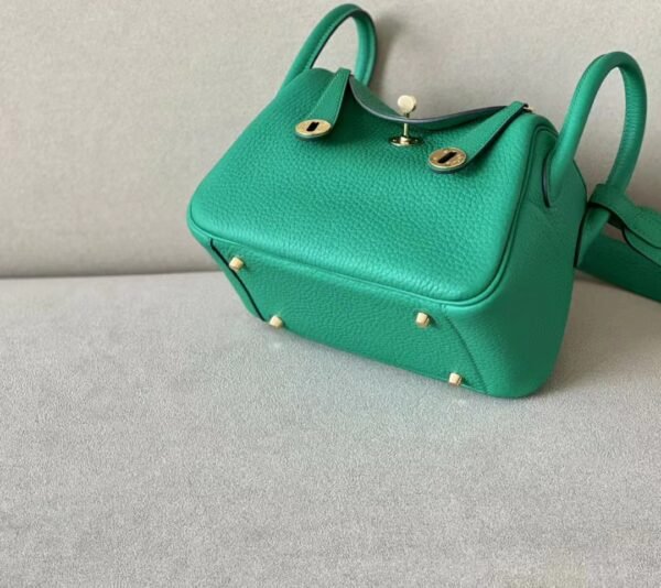 Hermes Mini Lindy clemence Leather 6W Mint green Gold Hardware 19cm Full Handmade