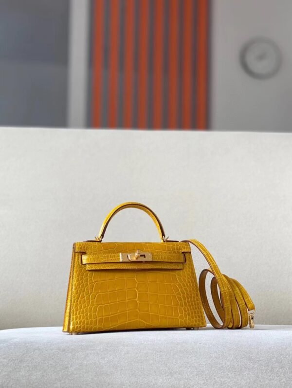 Hermès Mini Kelly shiny alligator crocodile 9D Amber yellow Gold Hardware 19cm Full Handmade