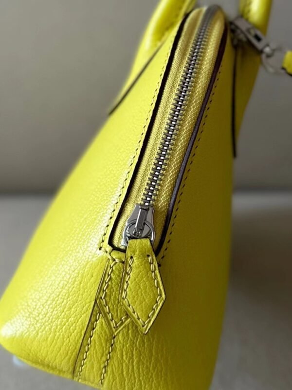 87b4bd72b81a532 Hermès Mini Bolide Chevre 9R Lemon yellow Silver Hardware 18cm Full Handmade