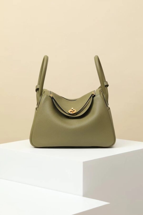 893aa1dc69ab591-1 GPC Mode Lindy clemence 1Q Sage green Gold Hardware 26cm Full Handmade