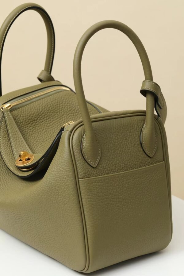8b7b19e8653a269 GPC Mode Lindy clemence 1Q Sage green Gold Hardware 26cm Full Handmade