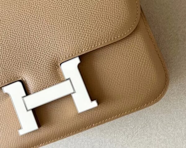 Hermès Constance Epsom Khaki tea color enamel buckle Silver Hardware 18cm Full Handmade