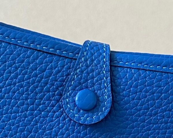 Hermès mini Evelyne TC 71 Bright Blue Gold Hardware 17cm Full Handmade