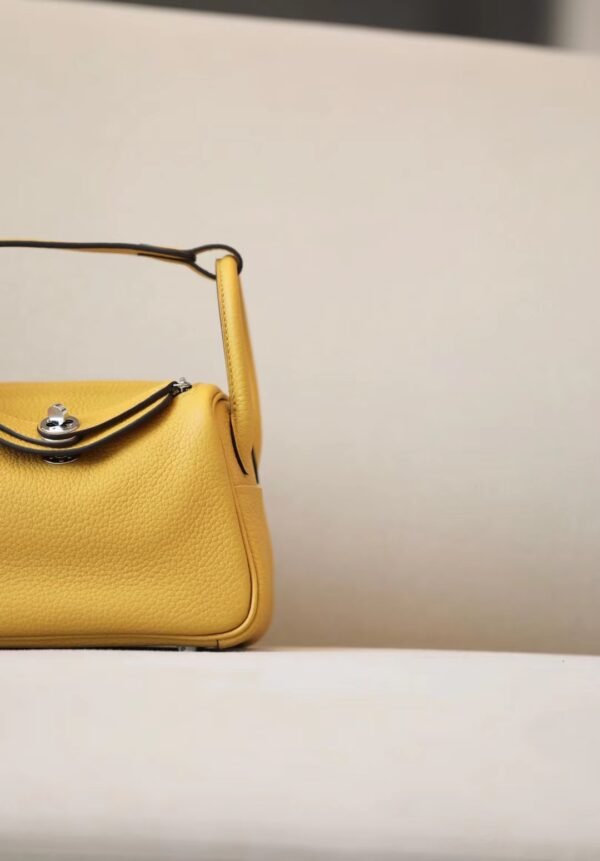 Hermes mini Lindy clemence 9D Amber yellow Silver Hardware 19cm Full Handmade