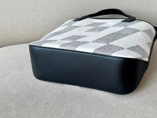 a20da0ada09d6c6 Hermes Cabas Swift & Canvas CK89 Black & White 27cm Full Handmade