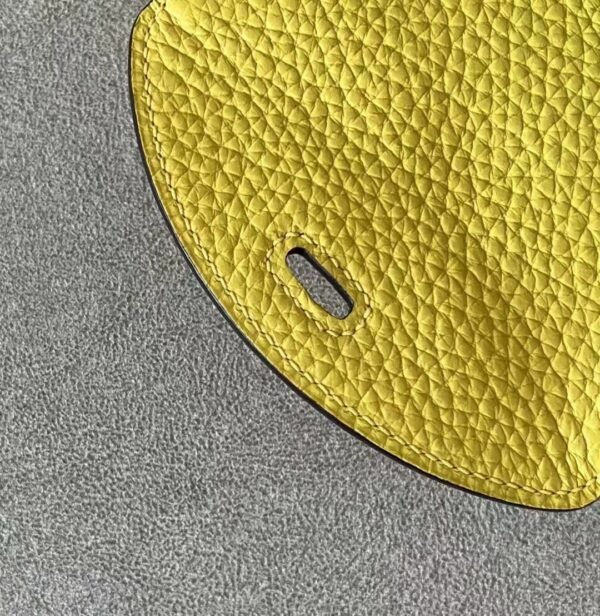 a2b4923bdc8a058 Hermes Mini Lindy clemence 9R Lemon yellow Colorful shoulder strap Silver Hardware 19cm Full Handmade