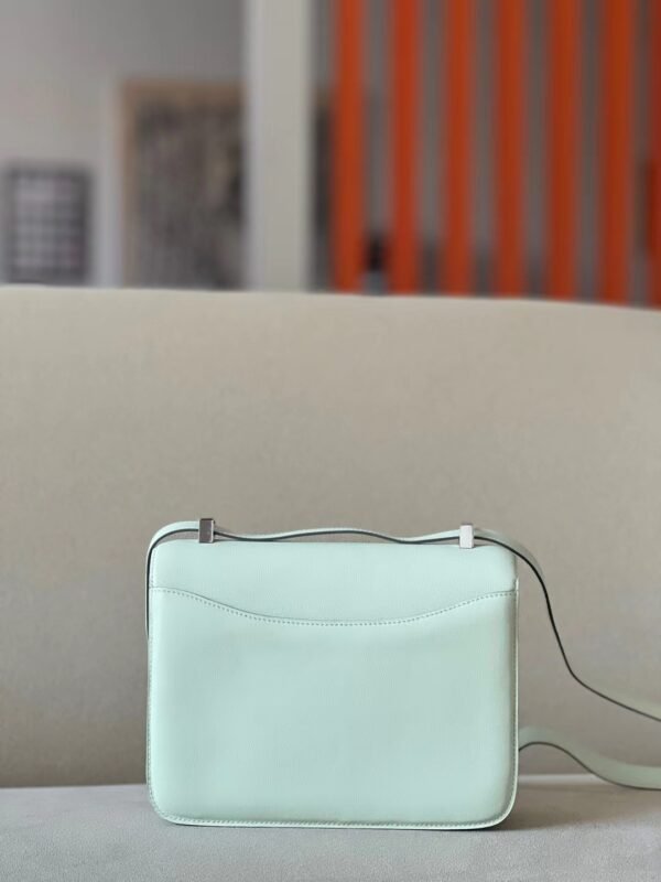 a44266a6eacabf9 Hermès Constance Swift 0S Light Green Silver Hardware 23cm Full Handmade